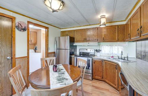 Pet-Friendly Perham Home Fire Pit and Trail Access! - Foto 9