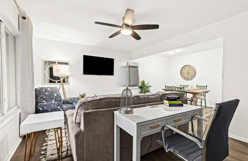 1BR Pet-Friendly Apartment with King Bed - Foto 9