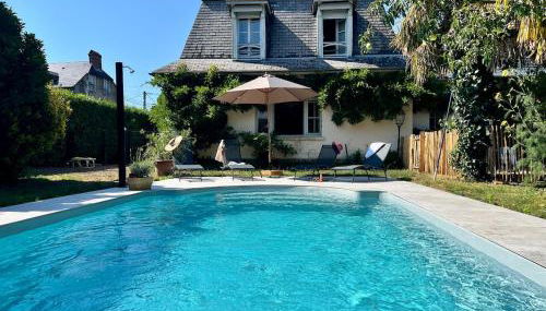 Dreams of Alaric Maison de charme avec piscine aux pieds des Pyrénées Ideal base cyclists exploring legendary climbs - Foto 1