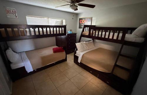 Perfecto Mundo 1, Orlando Area 5BR-2BA Outdoor Pool, Ping Pong, Billiard - Foto 27