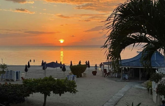 Seacret Studios - Cozy Jamaican Retreat Apts by RedAwning - Photo 1