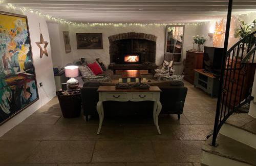 The Old Farmhouse - Photo 5