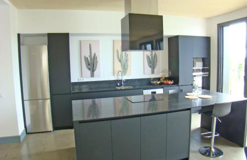 Villa en el campo cerca de la playa. - Foto 7