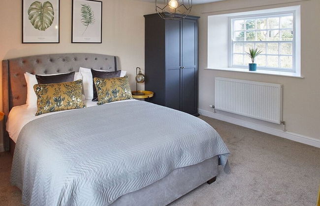 Host Stay Middle Farmhouse - Photo 3