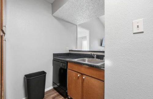 District West Apartments Simple Modern Home - Foto 21