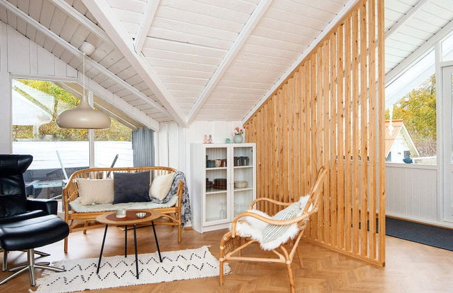 6 Person Holiday Home in Farvang - Photo 13