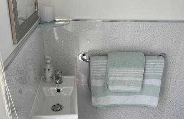 The Garden Room - A cosy country stay in Cornwall - Photo 11