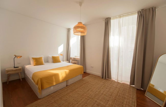 Beach Waves Apartment - Photo 1