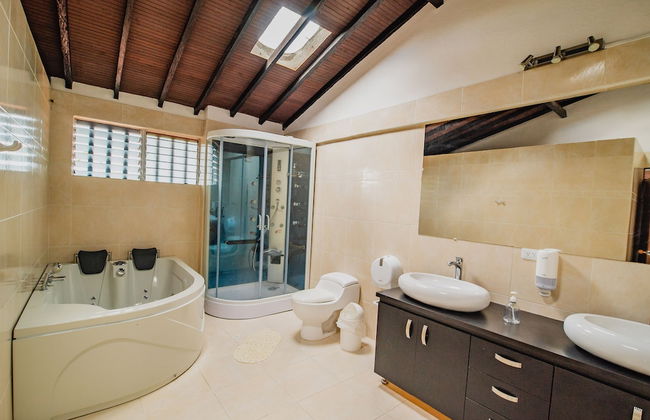 Sol y Luna Country House in Quindo - Foto 10