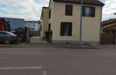 L'hirondelle du faubourg - Foto 11