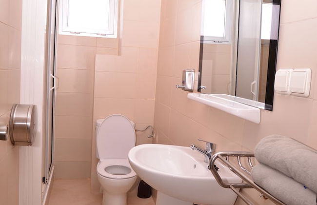 Sourebou Chez Appart Hotel Founty Beach - Foto 24