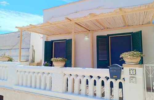 Adelè posto tranquillo al centro del paese - Foto 36