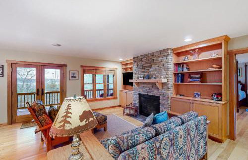 Up The Hill - Photo 5