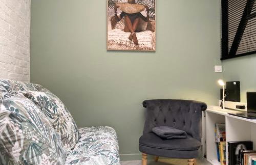 Grand Gîte Le Saule en Scie - 3 étoiles - Spa chauffé, 12 à 14 pers, jardin clos, 30 mn PuyduFou - Foto 28