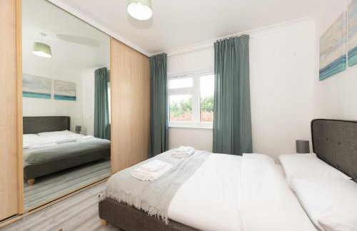 4 Bedroom Family Home In South East London - Photo 36