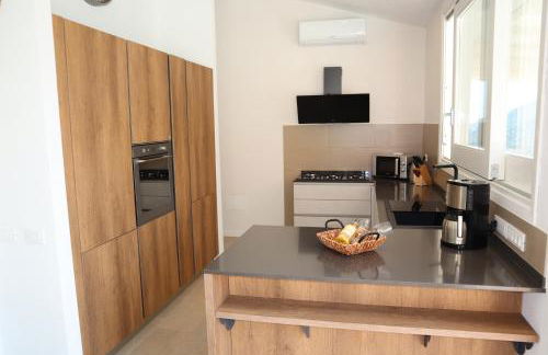 neues Haus mit beheiztem Pool - Foto 13