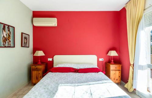 Villa Familiar c/Piscina + Wifi y Parking Gratis by Sunset Rentals (Bonmont) - Foto 22