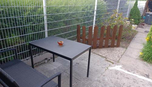 Ruhige freistehender Bungalow mit Parkplatz - Foto 4