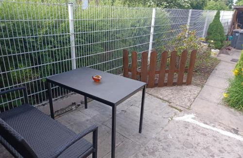 Ruhige freistehender Bungalow mit Parkplatz - Foto 4