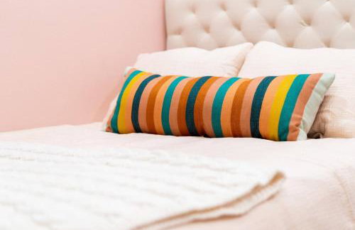 The Corniest Property in Texas ♥ 4 BR ♥ 1/4 Acre ♥ - Foto 33