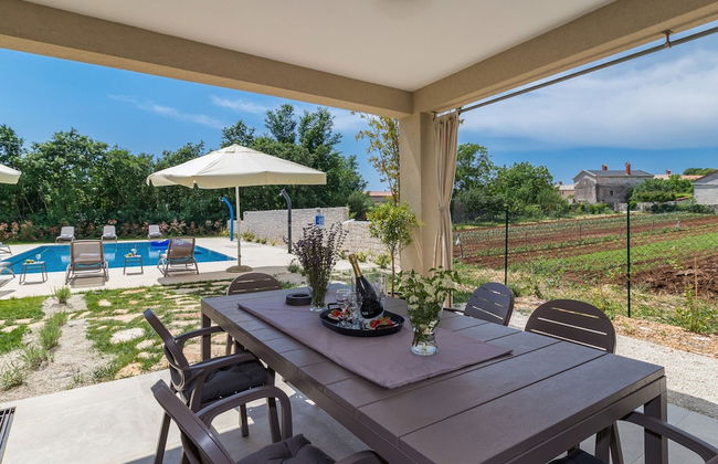 Luxurious Villa in Butkovici with Pool & Hot Tub - Foto 22