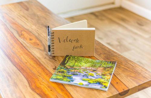 Rainforest Tiny Home Retreat Rustic Modern - Foto 8