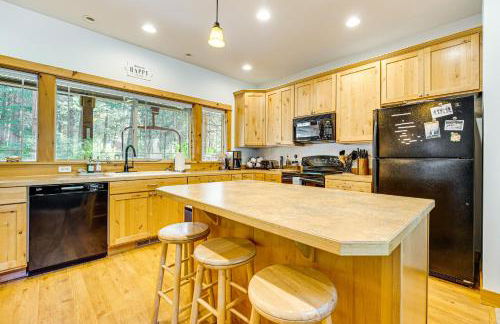 Cle Elum Lake Home with Hot Tub and Mountain Views - Foto 8