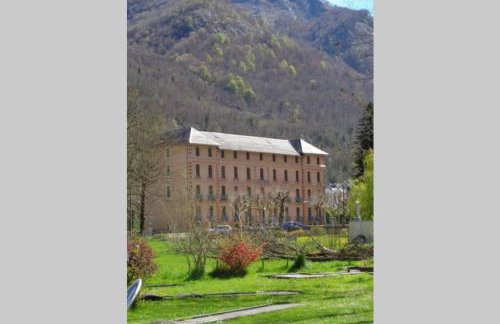 T2 "Le Dahu" Résidence Grand Hôtel appt 102 - village thermal montagne - Foto 1