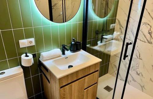 Apartment with Private Rooftop by Easytrip - Foto 21