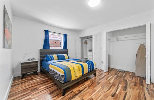 Luxury Vacation House in Miami’s Center! - Photo 25