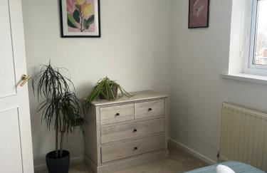 A Modern Classic 2 bed apartment by Graves Park - Foto 24