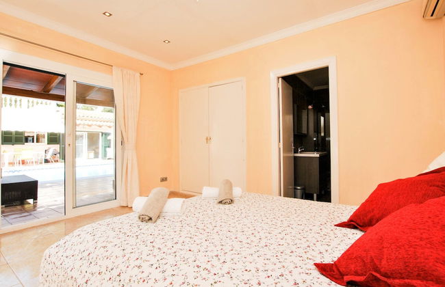 Villa in Alcudia With Swimming Pool - Foto 2