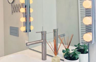 Modern Beautiful House - Photo 18