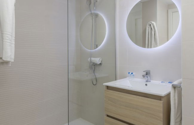 Aparthotel BCL Levante Beach - Photo 24