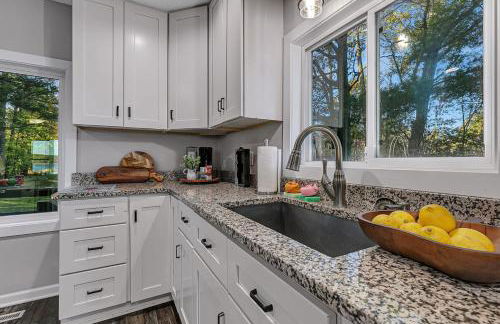 Renovated Lake Cabin with Fire Pit and Kayaks - Photo 18