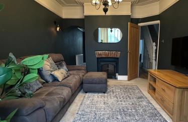 Charming city home free parking - Photo 13