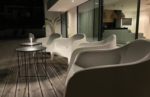 Exclusive Beach House with full sea view, Luxury and Comfort by the Sea - Foto 59