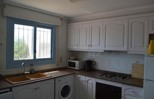 Oasis en la playa: piscina y relax - Foto 23