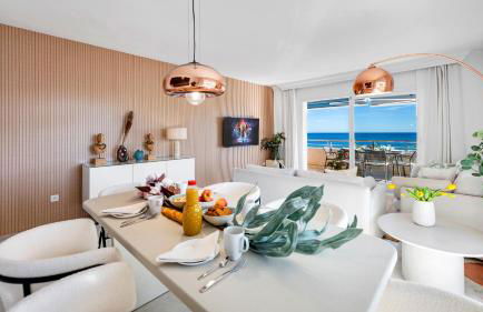 VACATION MARBELLA I Puerto Banus Sea Front, Best View, 24-7 Security, Pool - Photo 2
