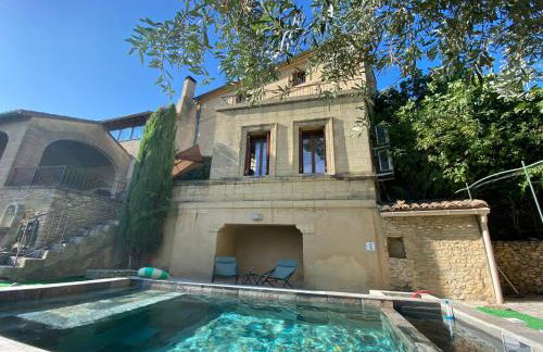 Maison uzès piscine plein sud avec superbe vue - Foto 9