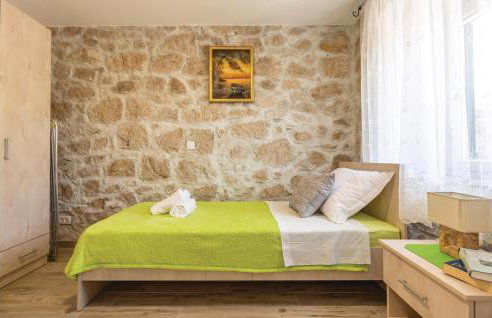 Awesome Home In Ploce With Jacuzzi - Foto 29