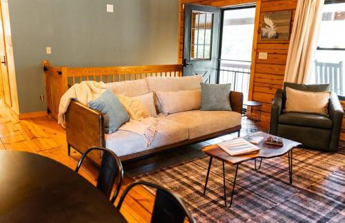 Havenbrook-Hocking Hills Luxury, 10 Acres, Hot Tub - Foto 29