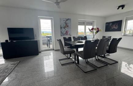 Exklusive Wohnung für 8 Personen mit großem Balkon - Foto 13