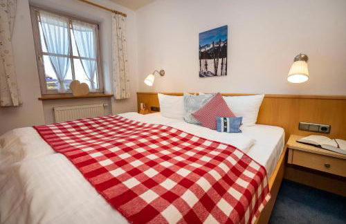 Gemütliche Ferienwohnung Bergwiese, 2-Raum, separates Schlafzimmer, schönen Balkon oder Terrasse, Komfort Ausstattung, ruhige Südlage, kostenfrei WLAN und schöne helle Sauna, Brötchenservice, Parkplatz, Hunde auf Anfrage, E-Tankstelle, Sonnenlage - Photo 49