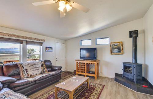 Tranquil Cabin Getaway with Panoramic Mtn View! - Foto 3