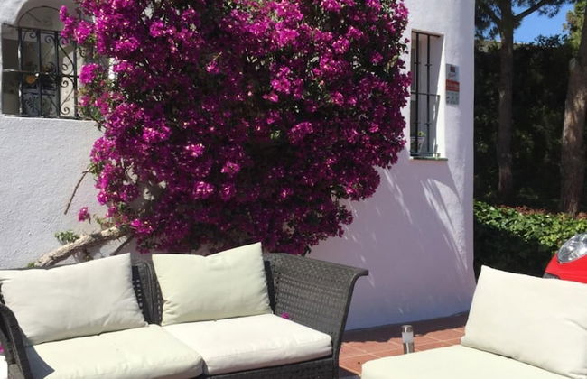 Fascinating & Luxurious Mountain & Pool View Apartment in Porto Banús - Photo 6