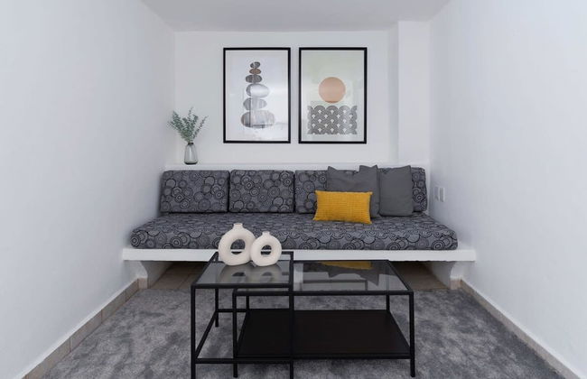 1bedroom Suite - 1 Block Away to Icon Beach - Foto 9