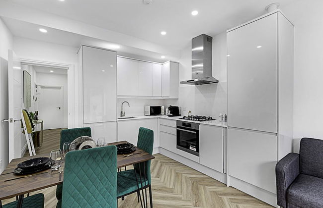 Beautiful 3 Bed Abode in Hanwell - Foto 10