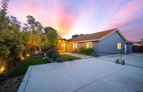 Modern Oceanside Stay with Yard & Laidback Vibes - Foto 35