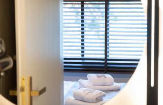 KLA SUITES by PROJECT 86 IKE - Photo 34